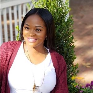 Meet your Posher, Ebonee